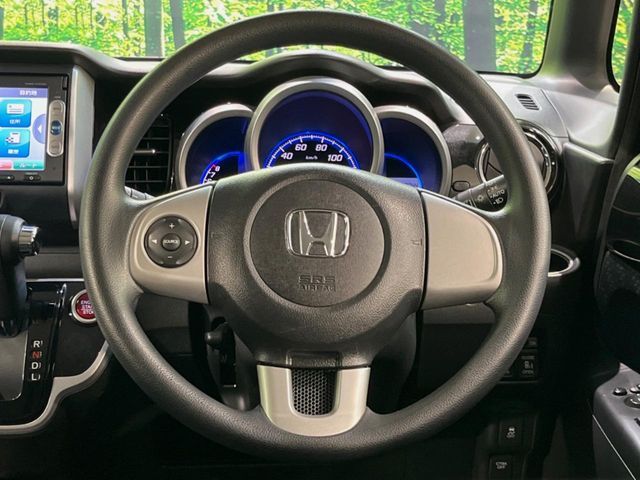 HONDA N BOX CUSTOM 2015 Image 31