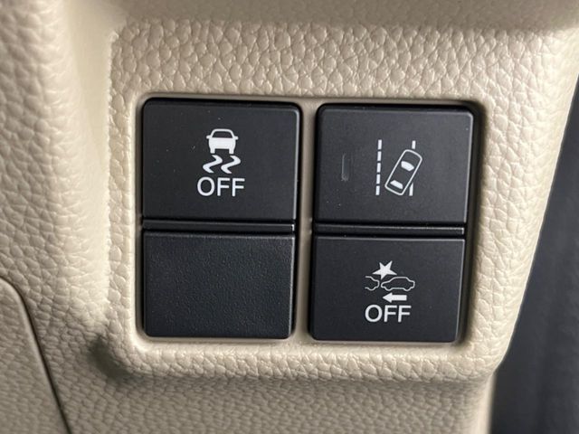 HONDA N BOX 2017 Image 31