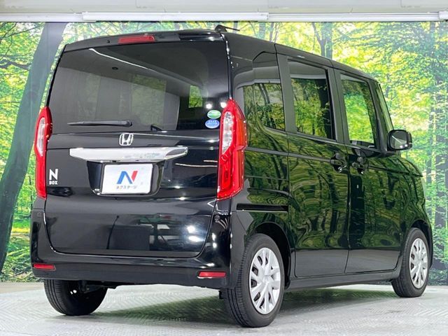 HONDA N BOX 2017 Image 31