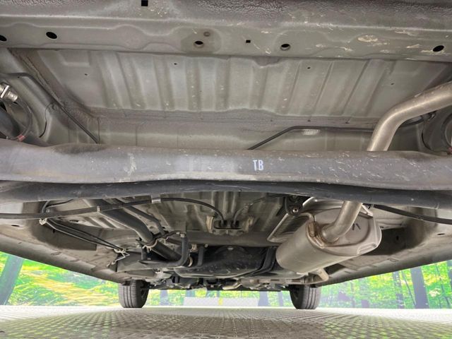 HONDA N BOX 2017 Image 31