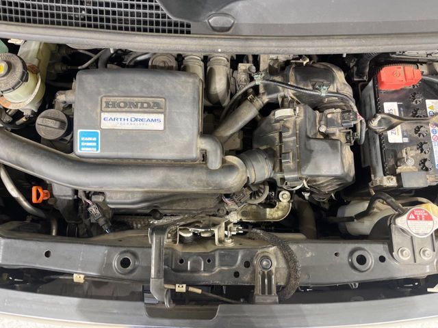 HONDA N BOX 2017 Image 31