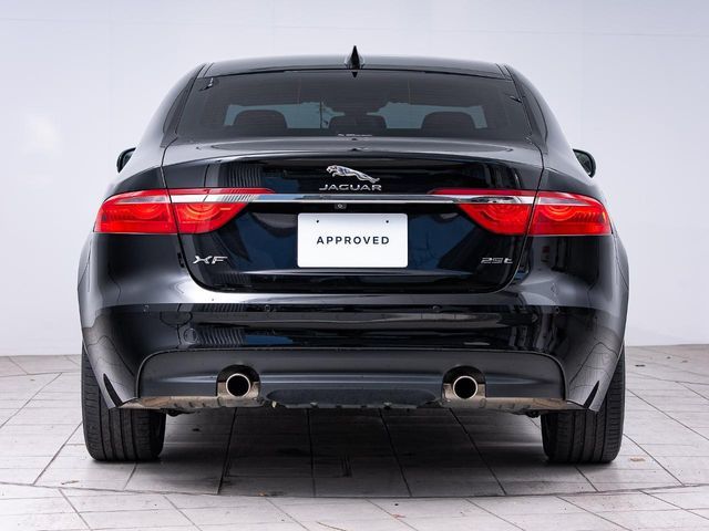 JAGUAR XFSERIES 2019 Image 31