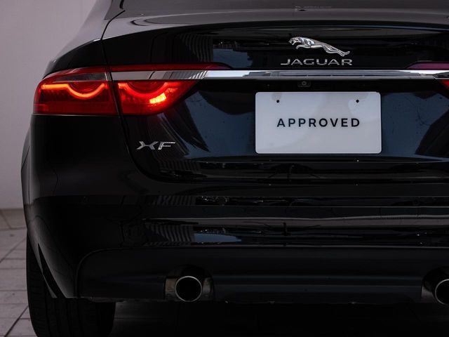 JAGUAR XFSERIES 2019 Image 31