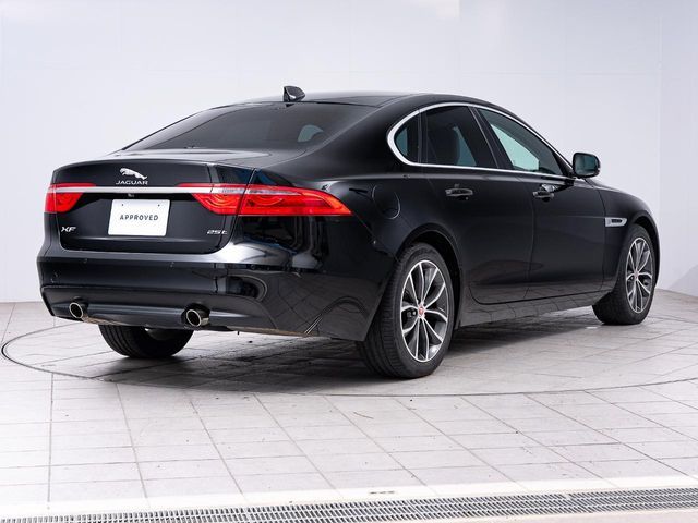 JAGUAR XFSERIES 2019 Image 31