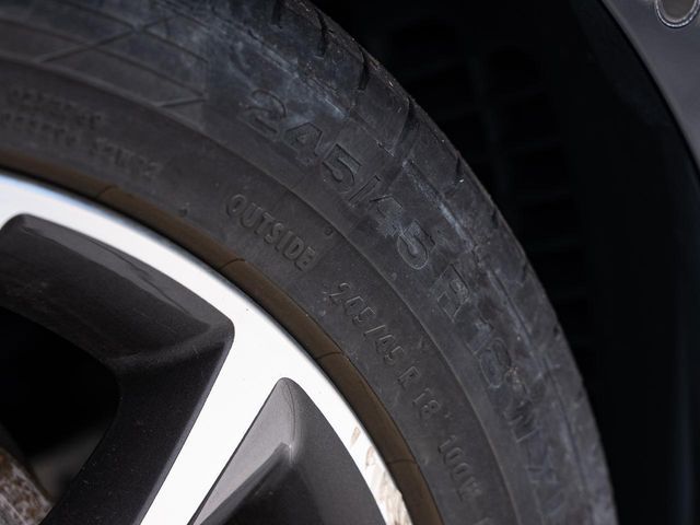 JAGUAR XFSERIES 2019 Image 31