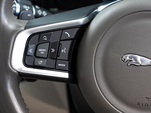 JAGUAR XFSERIES 2019 Image 31