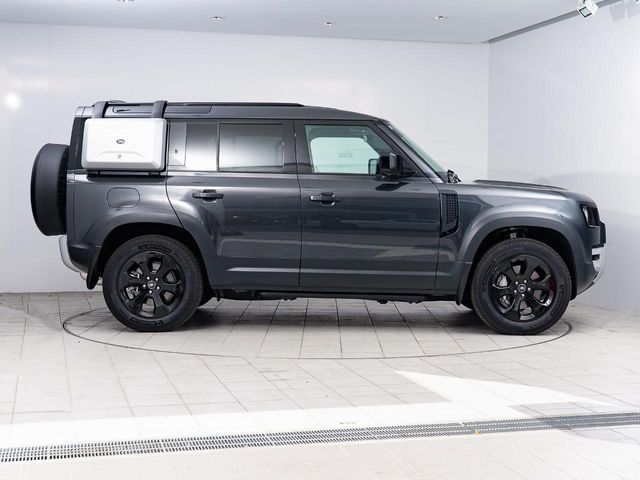 ROVER DEFENDER 2025 Image 31