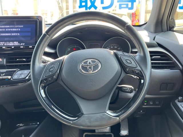 TOYOTA C-HR 2019 Image 31