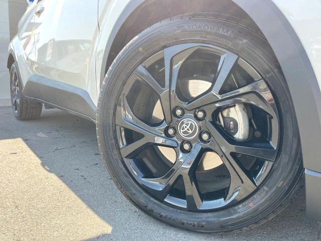 TOYOTA C-HR 2019 Image 31