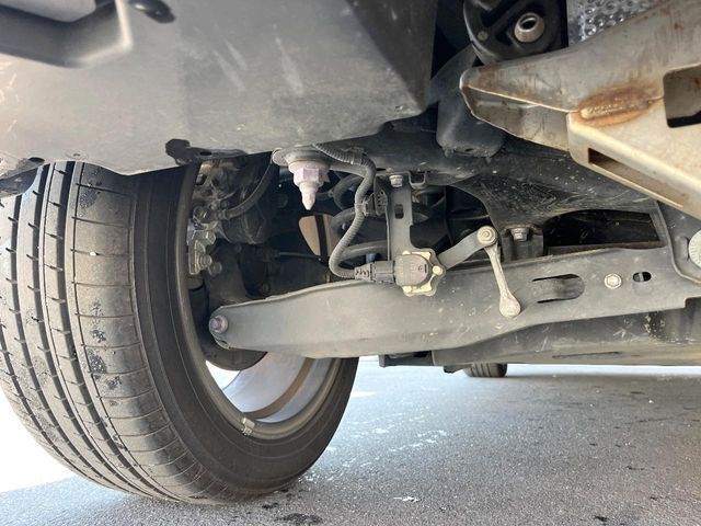 TOYOTA C-HR 2019 Image 31