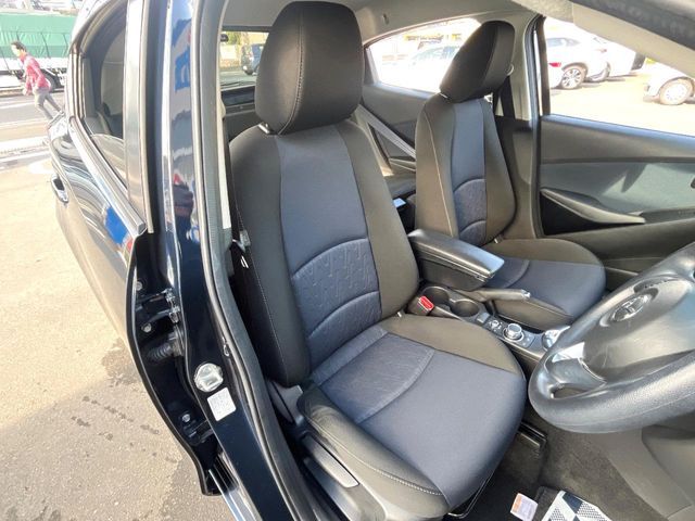 MAZDA DEMIO 2015 Image 31