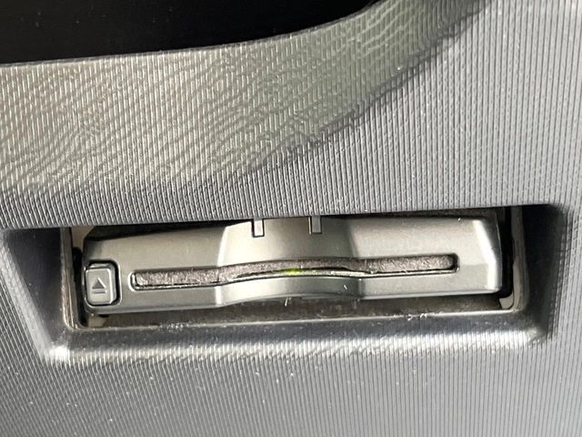 TOYOTA AQUA 2018 Image 31