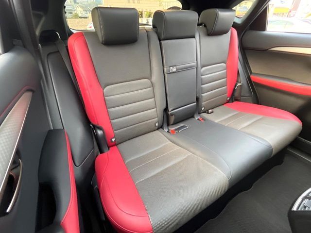 TOYOTA LEXUS NX300 2018 Image 31