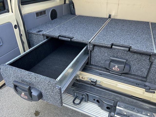 TOYOTA LANDCRUISER VAN 2015 Image 31