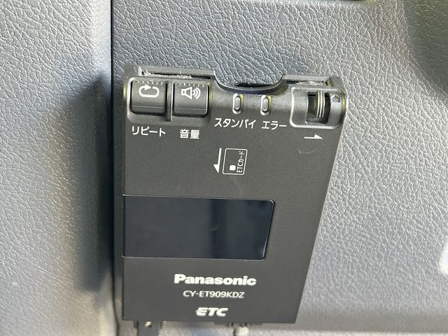 TOYOTA LANDCRUISER VAN 2015 Image 31