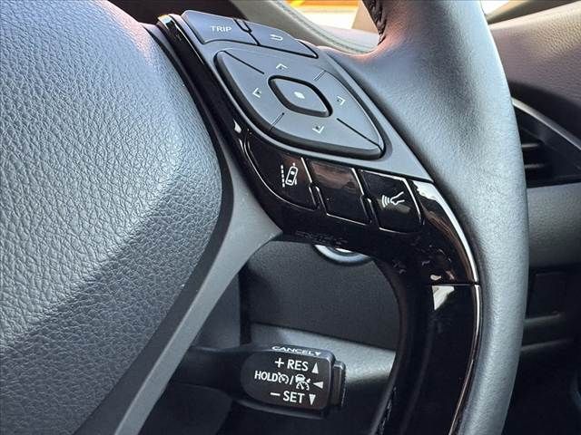 TOYOTA C-HR 2020 Image 31