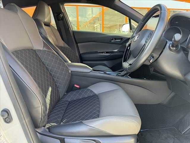 TOYOTA C-HR 2020 Image 31