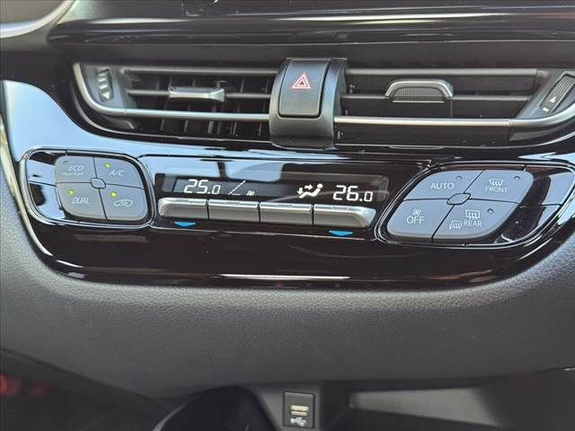 TOYOTA C-HR 2020 Image 31