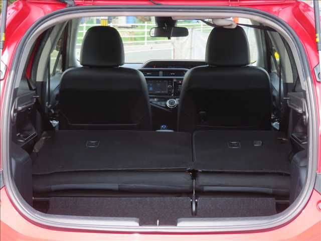 TOYOTA AQUA 2017 Image 31