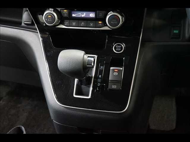 NISSAN SERENA  S-HYBRID 2020 Image 31