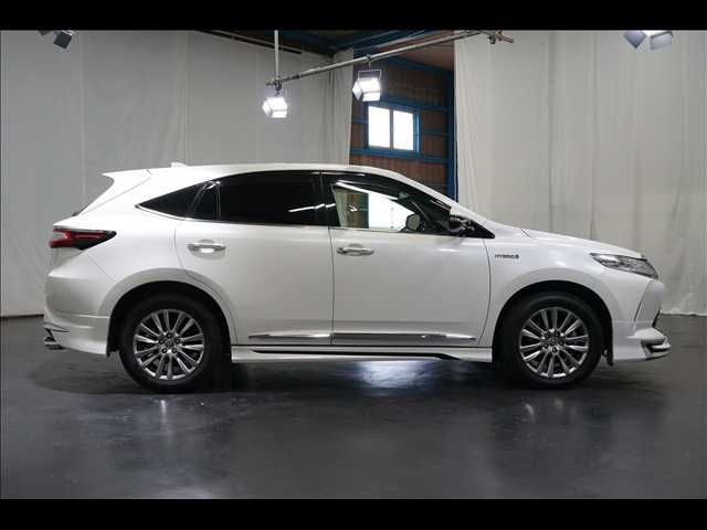 TOYOTA HARRIER HYBRID 2018 Image 31