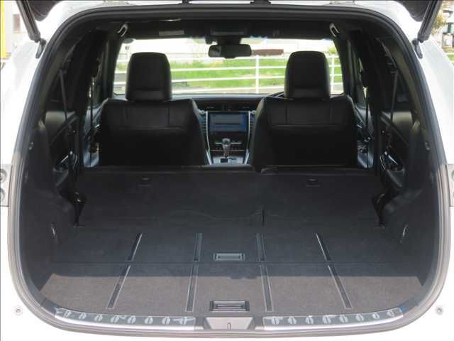 TOYOTA HARRIER HYBRID 2018 Image 31