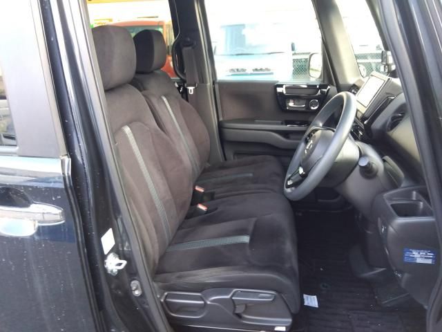 HONDA N BOX CUSTOM 2022 Image 31