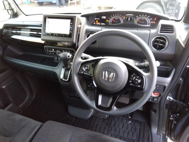 HONDA N BOX CUSTOM 2022 Image 31