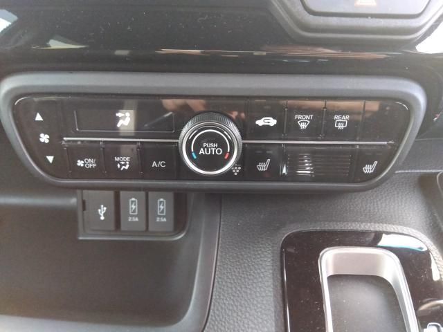 HONDA N BOX CUSTOM 2022 Image 31