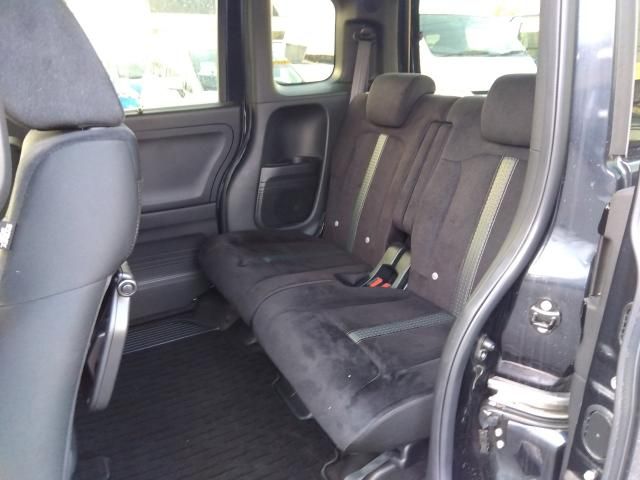 HONDA N BOX CUSTOM 2022 Image 31