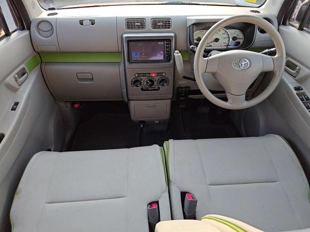 TOYOTA PIXIS SPACE 2015 Image 31