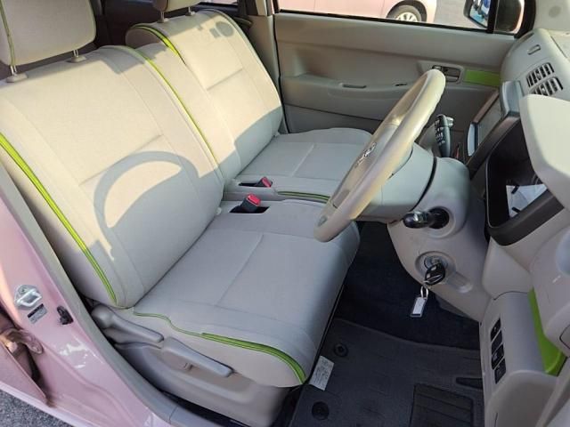 TOYOTA PIXIS SPACE 2015 Image 31