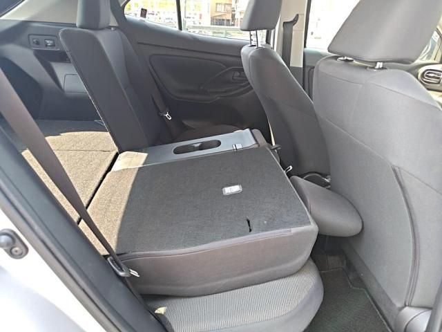 TOYOTA YARIS CROSS HYBRID 2022 Image 31