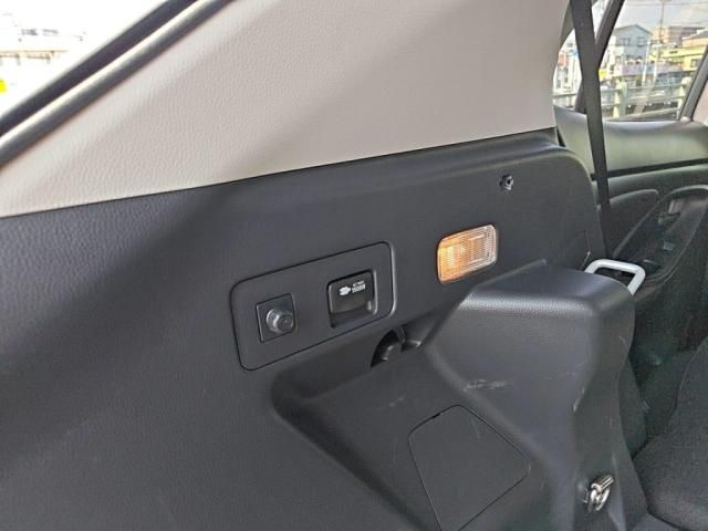 TOYOTA YARIS CROSS HYBRID 2022 Image 31