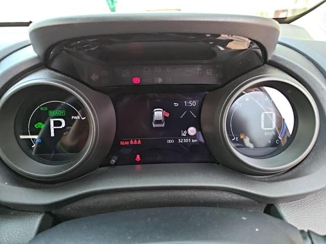 TOYOTA YARIS CROSS HYBRID 2022 Image 31