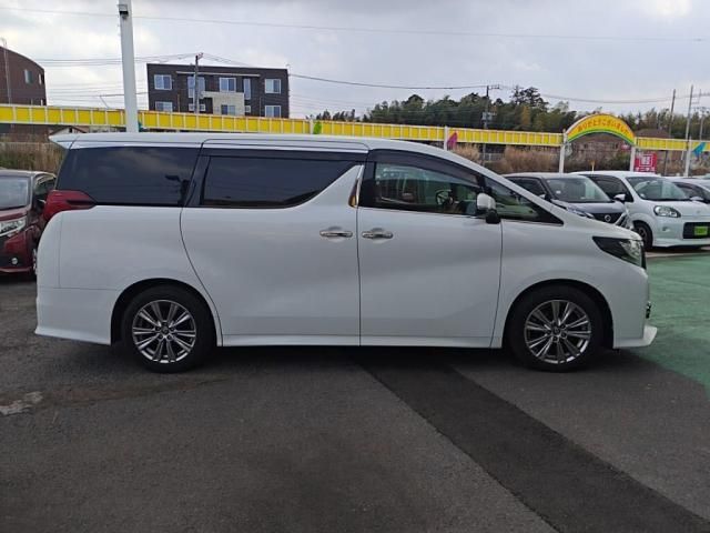 TOYOTA ALPHARD 2017 Image 31