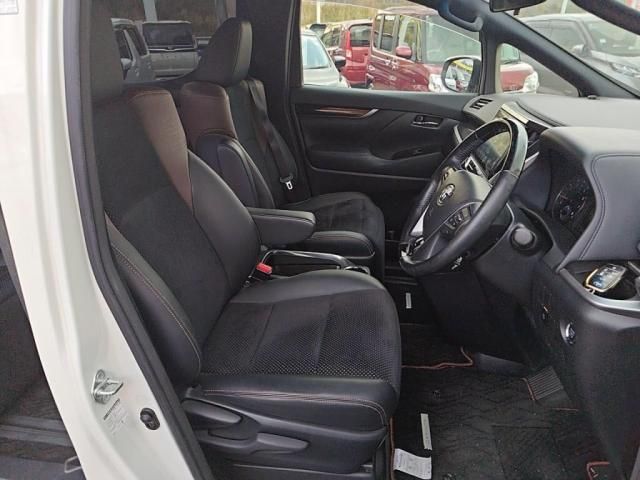 TOYOTA ALPHARD 2017 Image 31