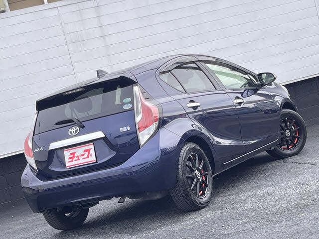 TOYOTA AQUA 2017 Image 31