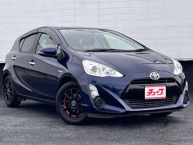 TOYOTA AQUA 2017 Image 31