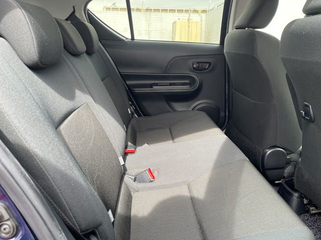 TOYOTA AQUA 2017 Image 31