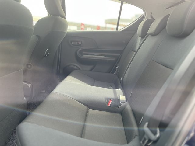 TOYOTA AQUA 2017 Image 31