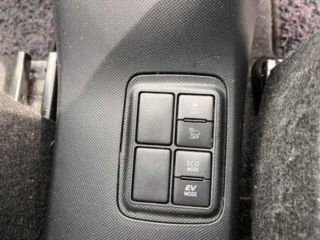 TOYOTA AQUA 2017 Image 31