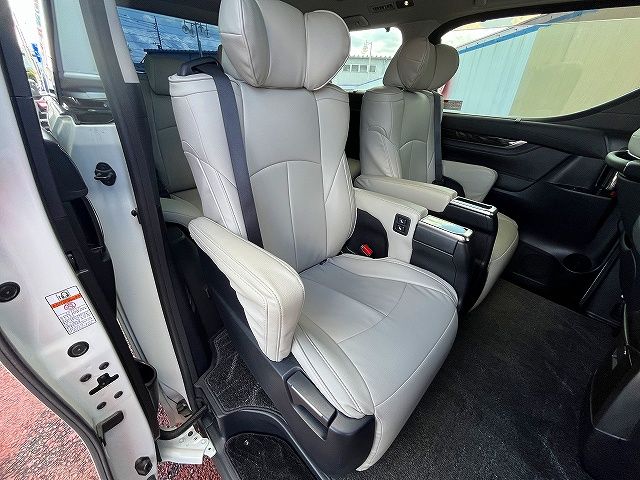 TOYOTA VELLFIRE 2016 Image 31