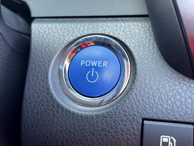 TOYOTA CAMRY HYBRID 2021 Image 31