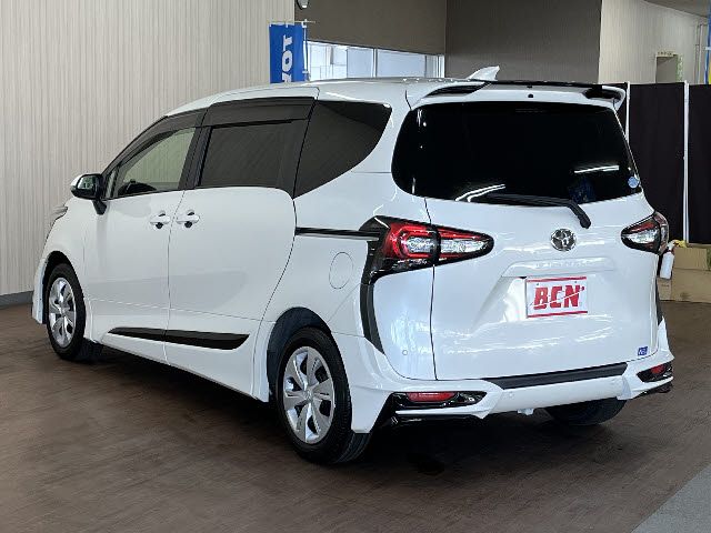 TOYOTA SIENTA 2021 Image 31