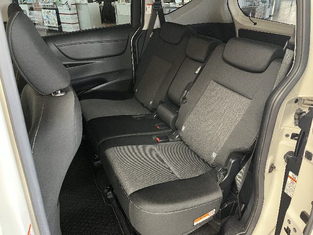 TOYOTA SIENTA 2021 Image 31