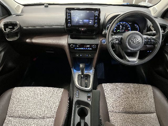 TOYOTA YARIS CROSS HYBRID 2021 Image 31