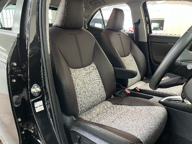 TOYOTA YARIS CROSS HYBRID 2021 Image 31