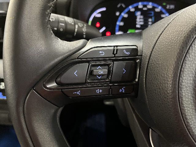 TOYOTA YARIS CROSS HYBRID 2021 Image 31