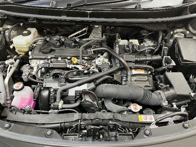 TOYOTA YARIS CROSS HYBRID 2021 Image 31